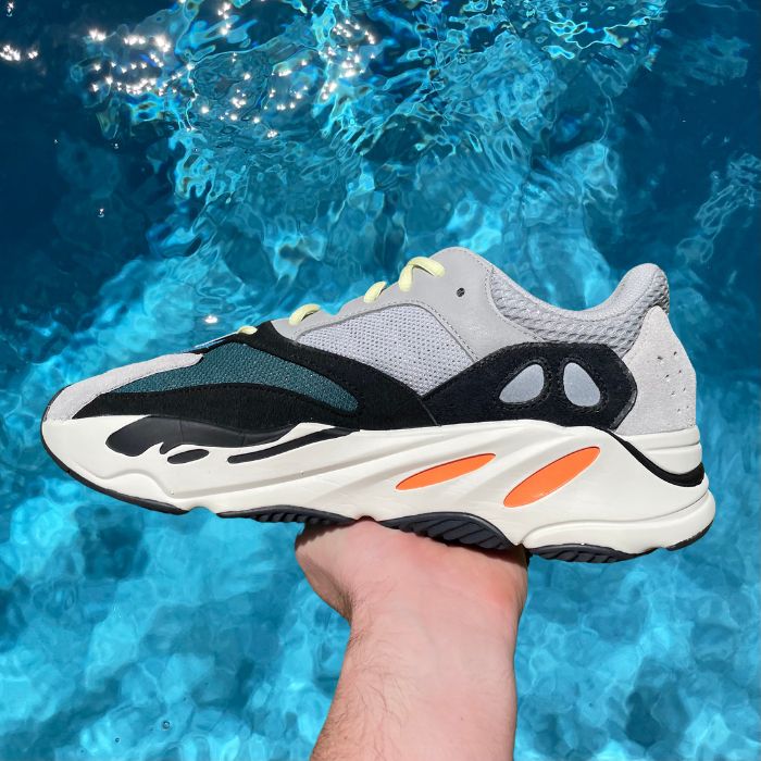 Yeezy Boost 700 'Wave Runner' (Used)