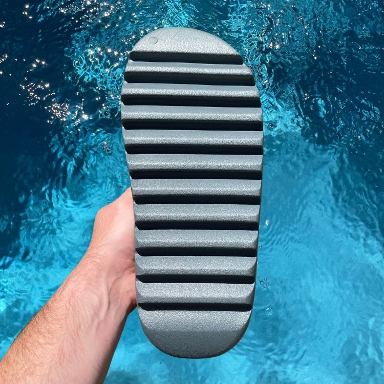 Yeezy Slide 'Slate Marine'