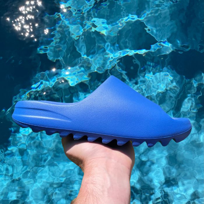 Yeezy Slide 'Azure'