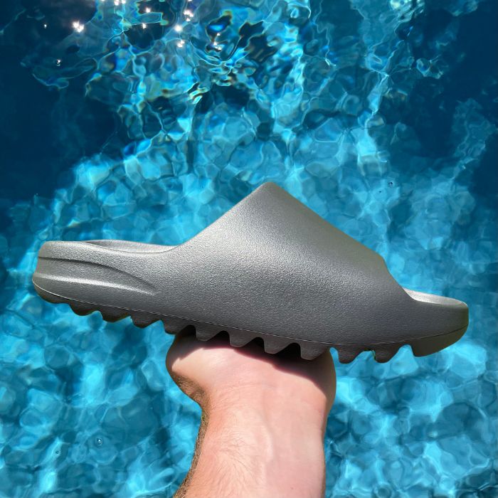 Yeezy Slide 'Onyx'