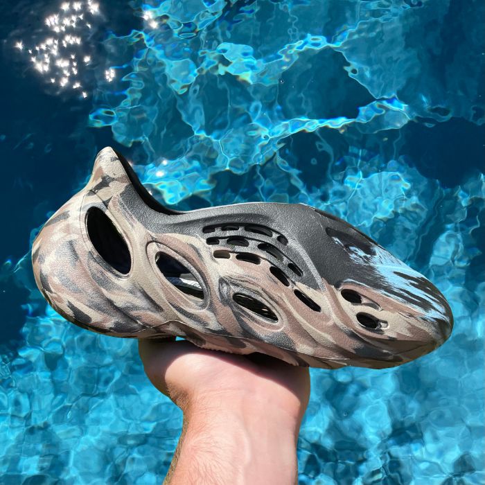 Yeezy Foam Runner 'MX Cinder' – Perth Sneaker House