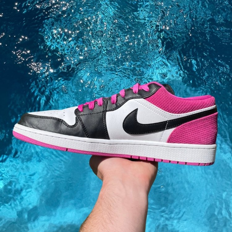 Jordan 1 Low 'Active Fuscia' (Used)