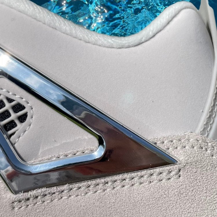 Jordan 4 Retro 'Frozen Moments' (W)
