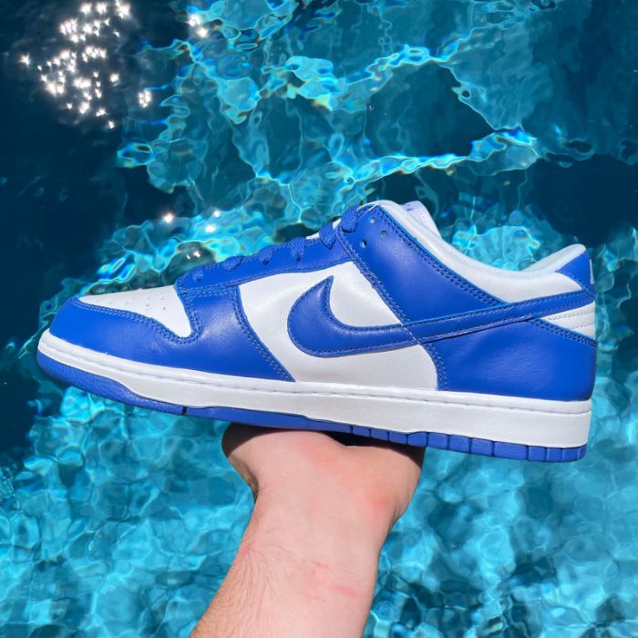 Nike Dunk Low 'Kentucky'