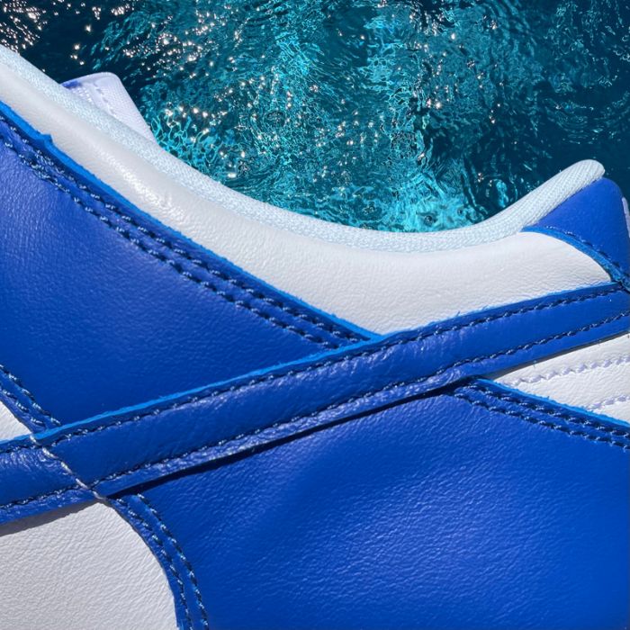 Nike Dunk Low 'Kentucky'