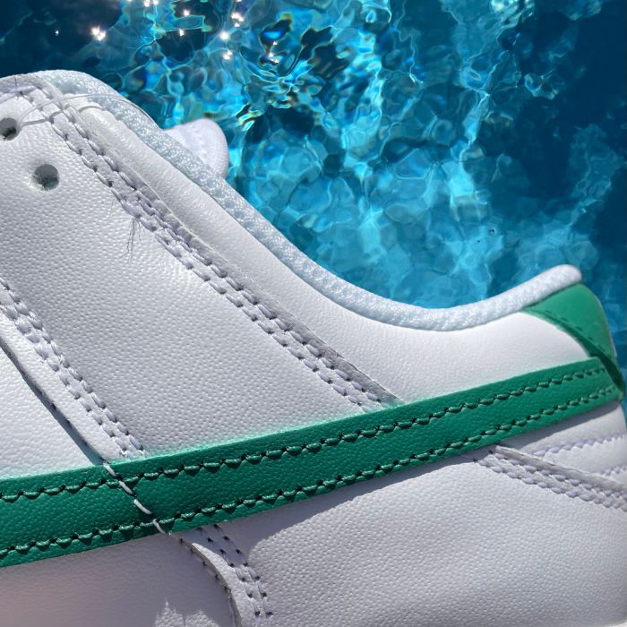 Nike Dunk Low 'White Green Noise' (W)