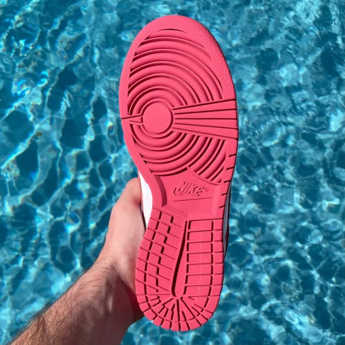 Nike Dunk Low 'Archeo Pink' (W)