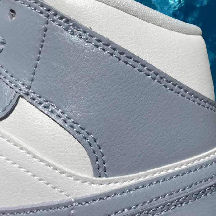 Jordan 1 Mid 'Stealth Grey' (W)