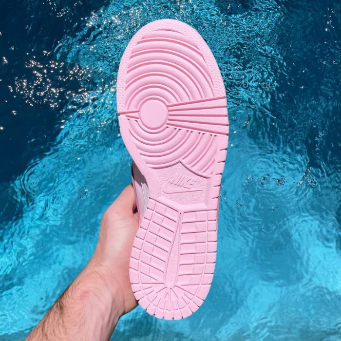 Nike Dunk Low 'Triple Pink' (GS)