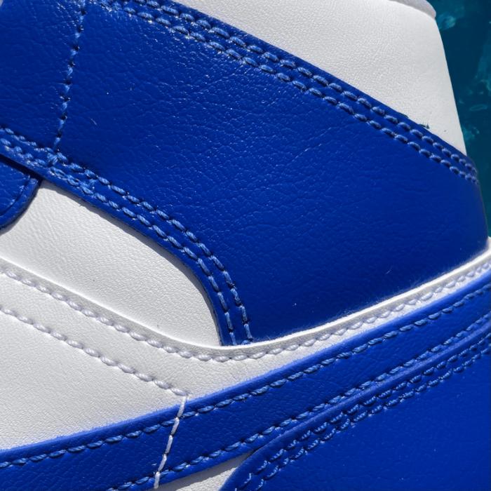 Jordan 1 Mid 'Kentucky' (W)