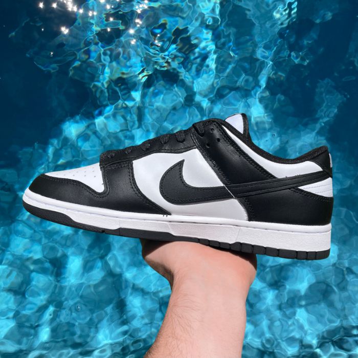 Nike Dunk Low 'Panda' (W)