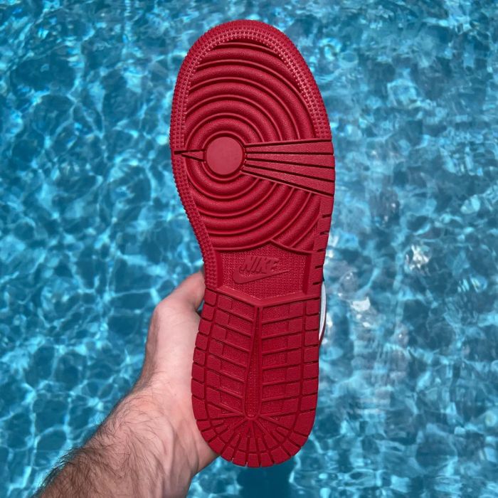 Jordan 1 Low 'Bred Toe' (GS)